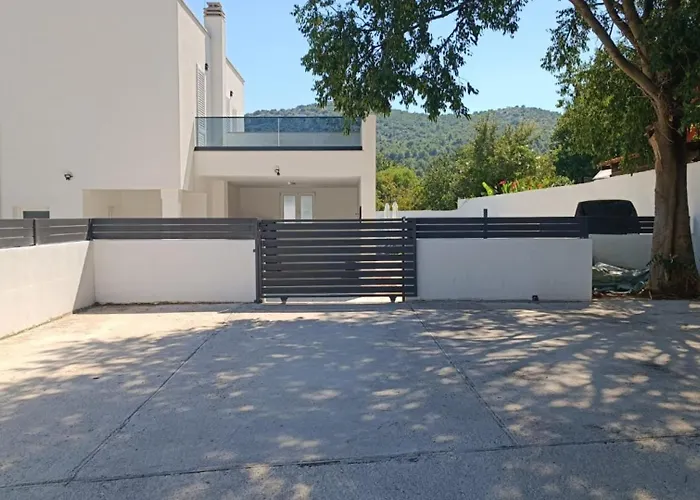 Iva By Guide Vila Sibenik